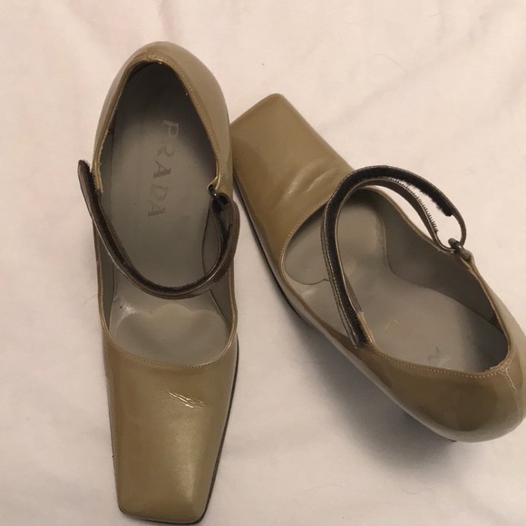 Prada shoes - simply gorgeous - Picture 3 of 5